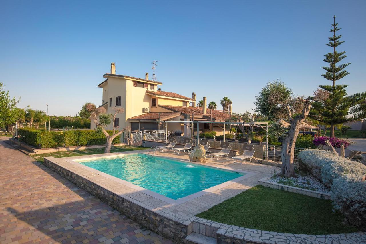 Bed & Breakfast Giardini Di Marzo Лечче Экстерьер фото