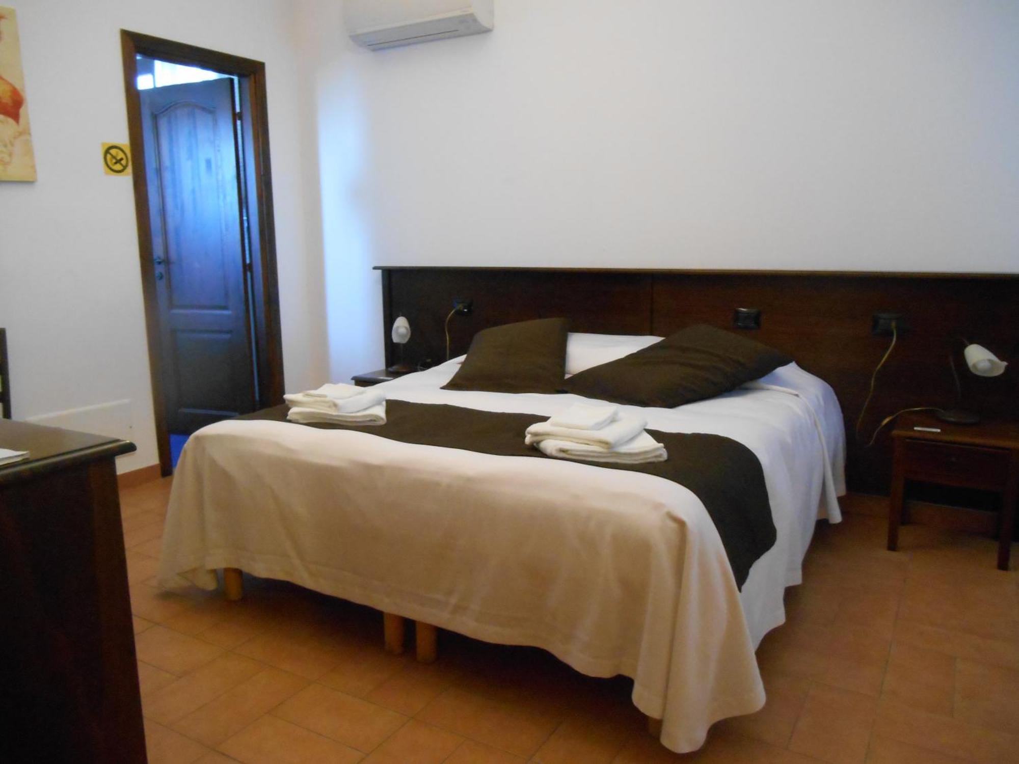 Bed & Breakfast Giardini Di Marzo Лечче Экстерьер фото